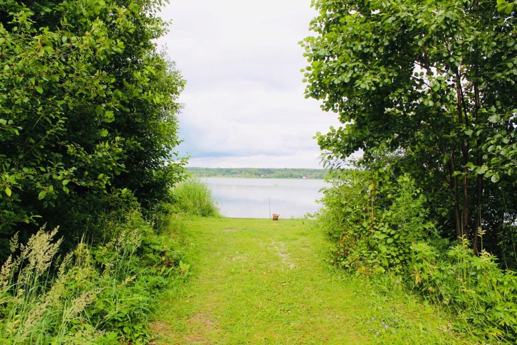 Продажа участка, Озеро