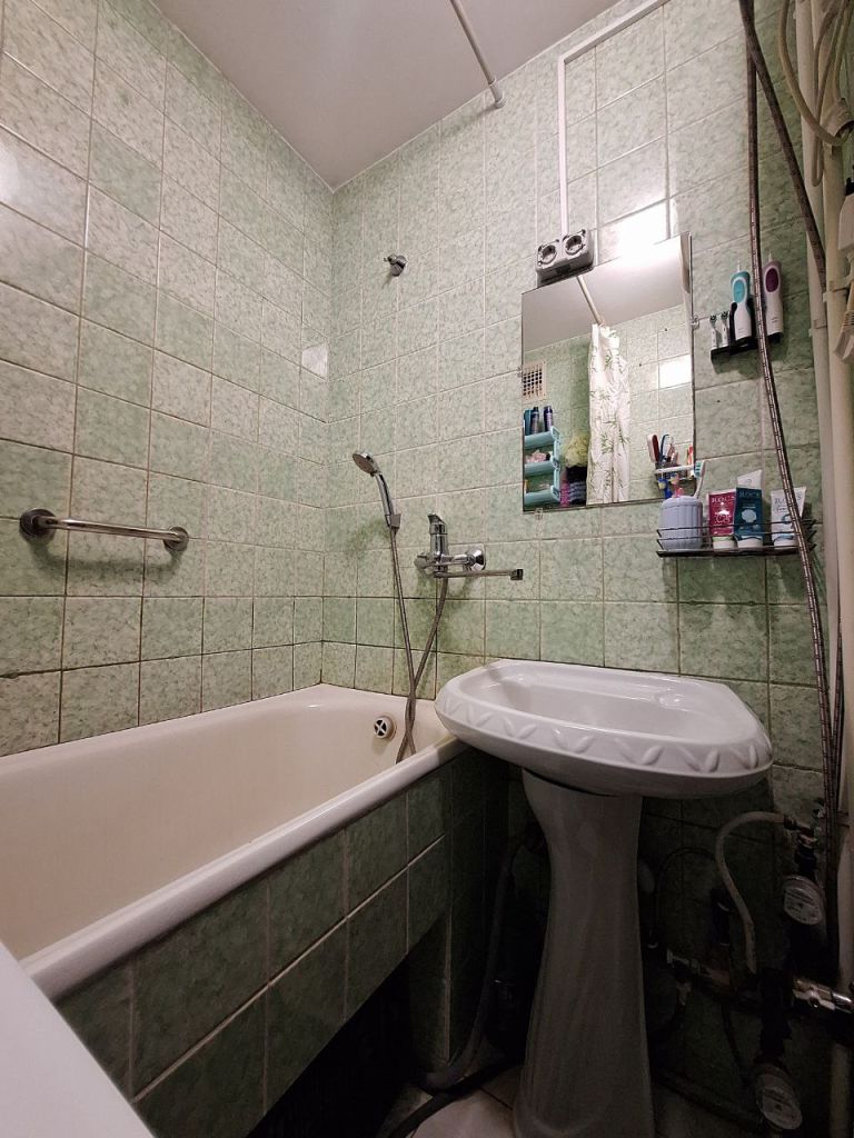 Продажа 1-комнатной квартиры, Саратов, Соколовая ул,  129/141