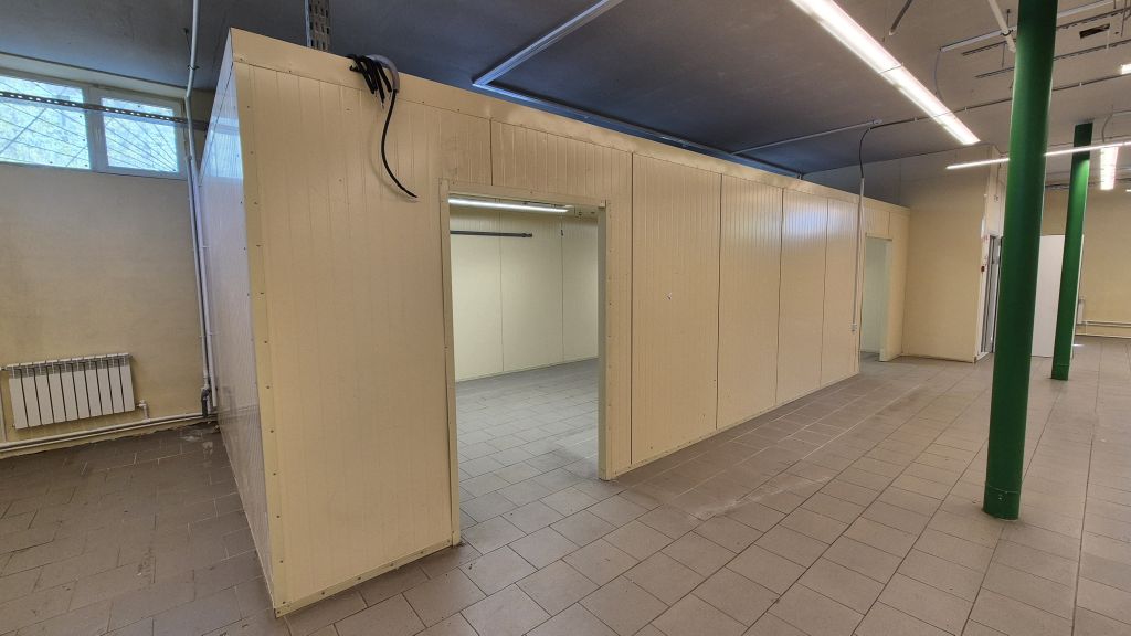 Аренда коммерческой недвижимости, 402м <sup>2</sup>, Новомосковск, Шахтерская ул,  6д