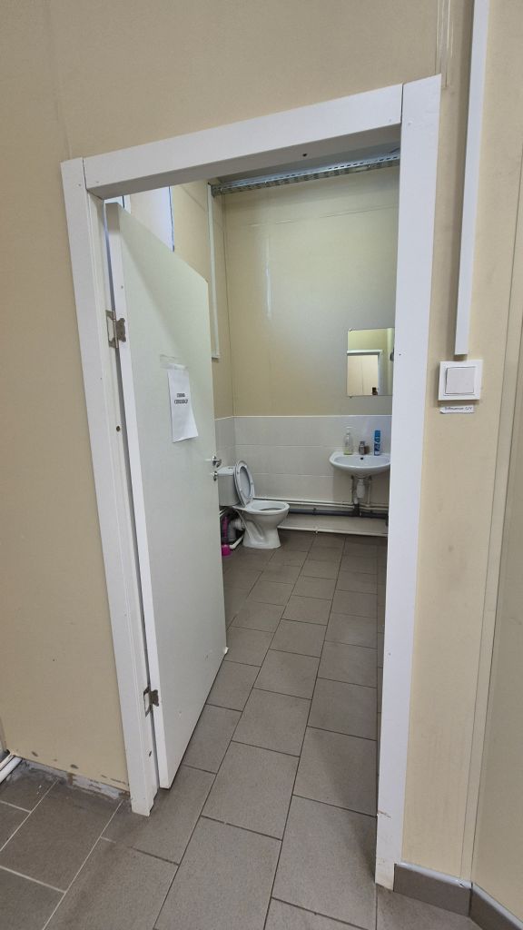 Аренда коммерческой недвижимости, 402м <sup>2</sup>, Новомосковск, Шахтерская ул,  6д