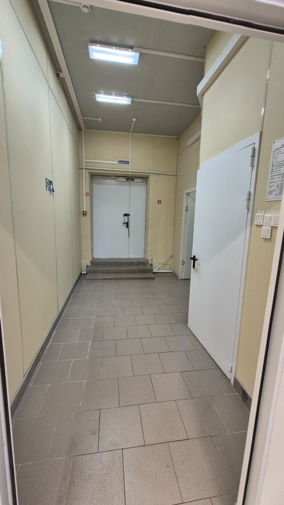 Аренда коммерческой недвижимости, 402м <sup>2</sup>, Новомосковск, Шахтерская ул,  6д