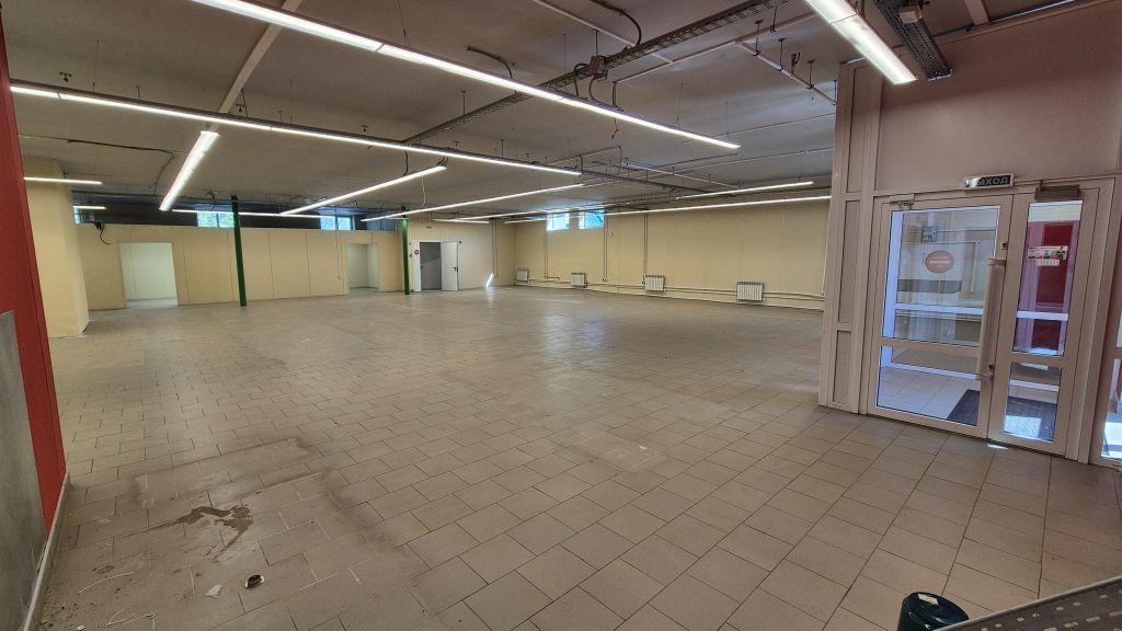 Аренда коммерческой недвижимости, 402м <sup>2</sup>, Новомосковск, Шахтерская ул,  6д