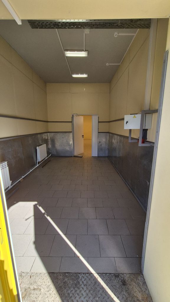 Аренда коммерческой недвижимости, 402м <sup>2</sup>, Новомосковск, Шахтерская ул,  6д