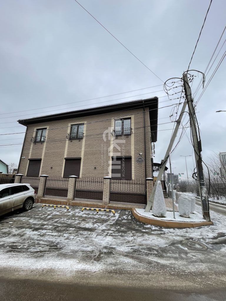 Продажа дома, 306м <sup>2</sup>, 4 сот., Нижний Новгород, Барминская ул,  12А