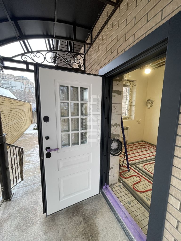 Продажа дома, 306м <sup>2</sup>, 4 сот., Нижний Новгород, Барминская ул,  12А