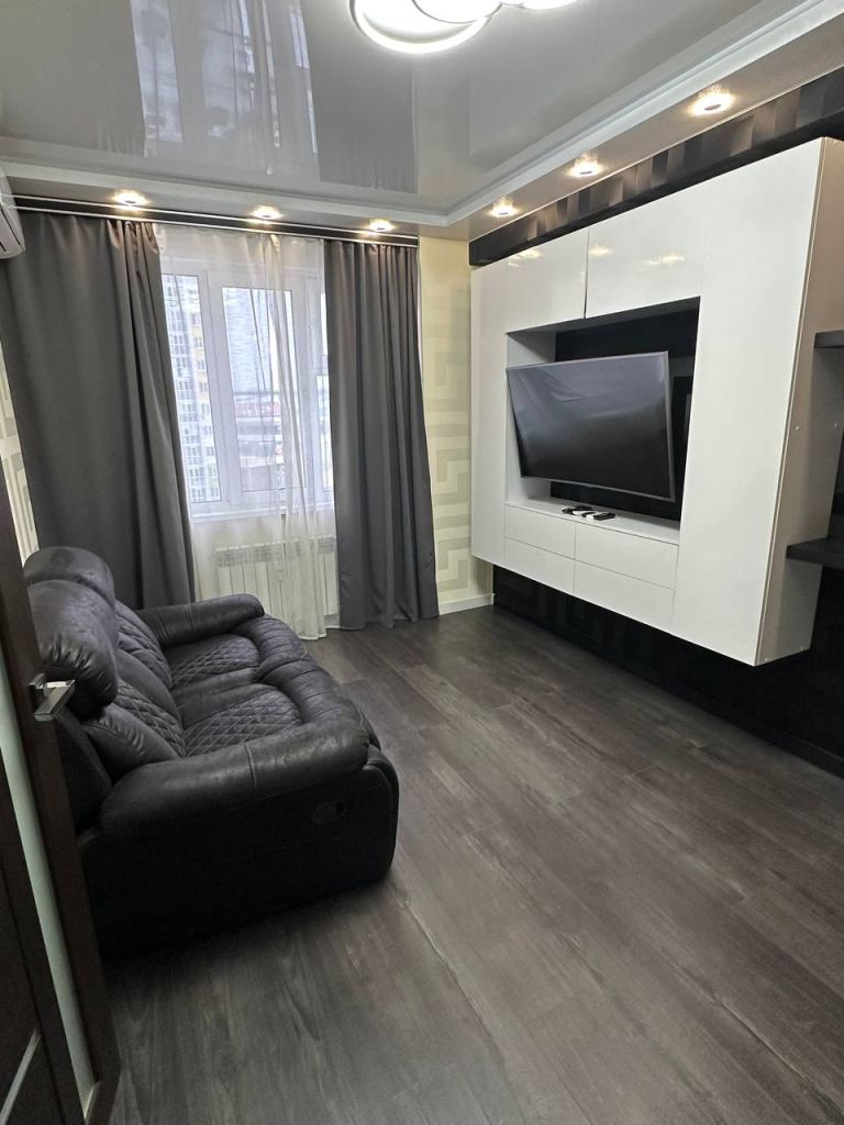 Продажа 1-комнатной квартиры, Нижний Новгород, Южный бульвар,  14