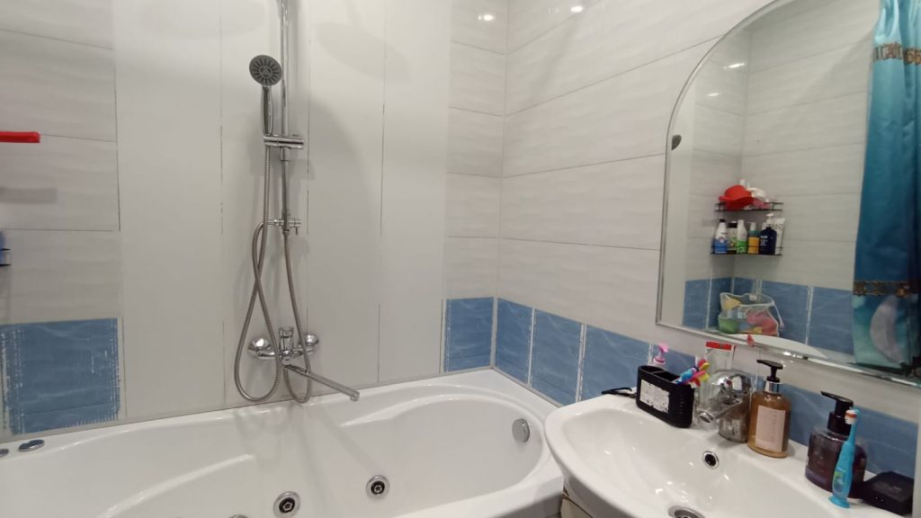 Продажа 3-комнатной квартиры, Кострома, Березовая роща ул,  12А