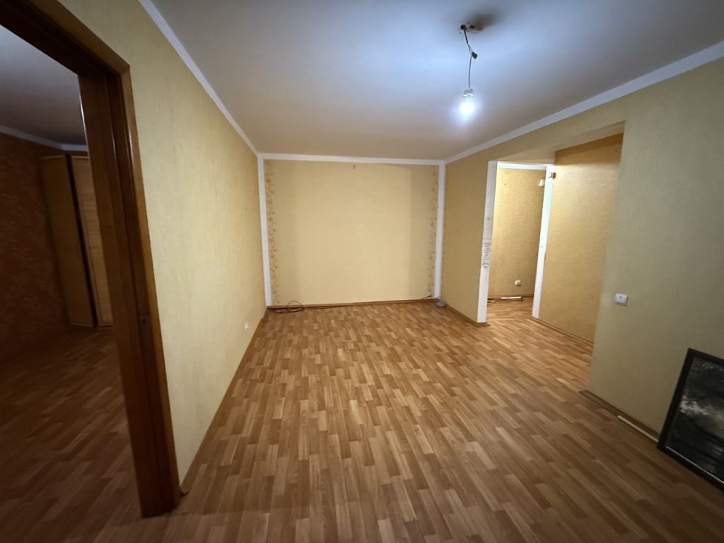 Продажа 2-комнатной квартиры, Заволжье, Дзержинского пр-кт,  54
