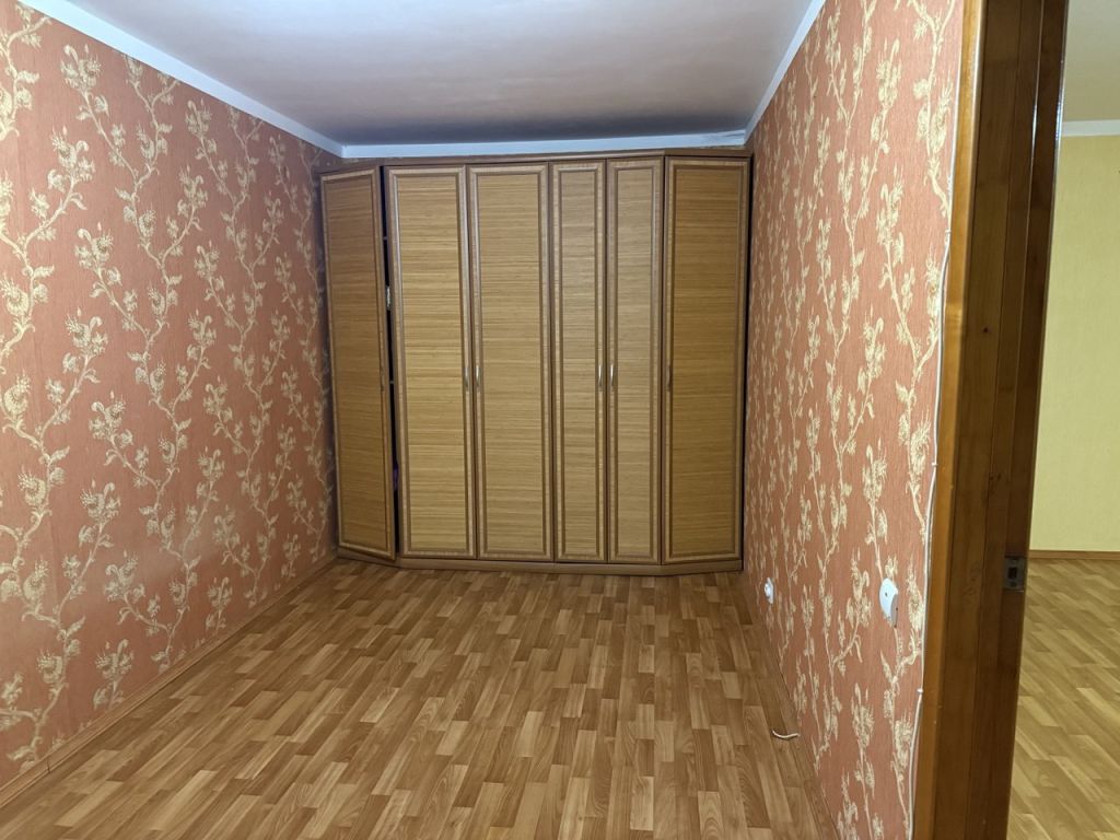 Продажа 2-комнатной квартиры, Заволжье, Дзержинского пр-кт,  54