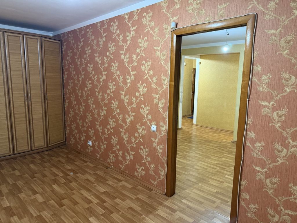 Продажа 2-комнатной квартиры, Заволжье, Дзержинского пр-кт,  54