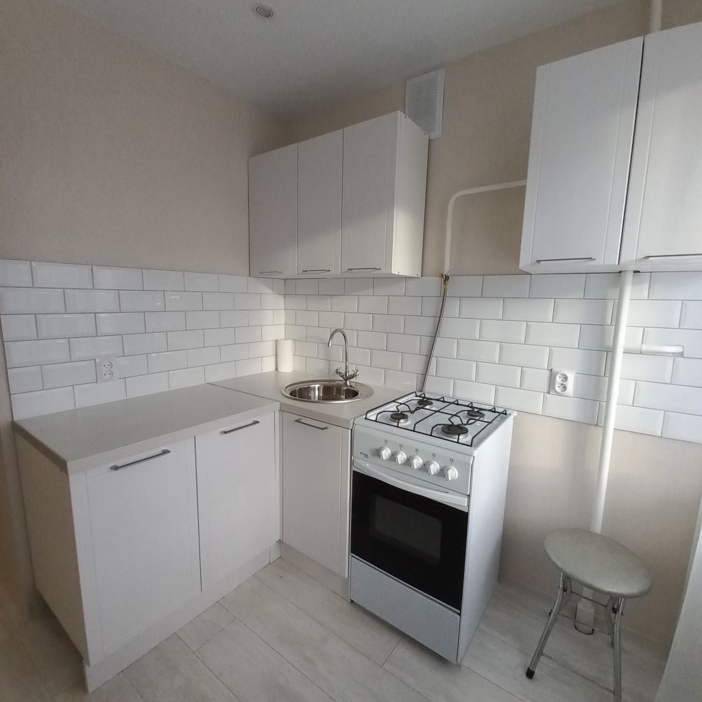 Продажа 1-комнатной квартиры, Иваново, Строителей пр-кт,  18