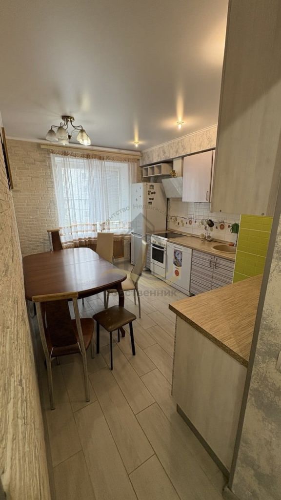 Аренда 4-комнатной квартиры, Старый Оскол, Конева мкр,  13