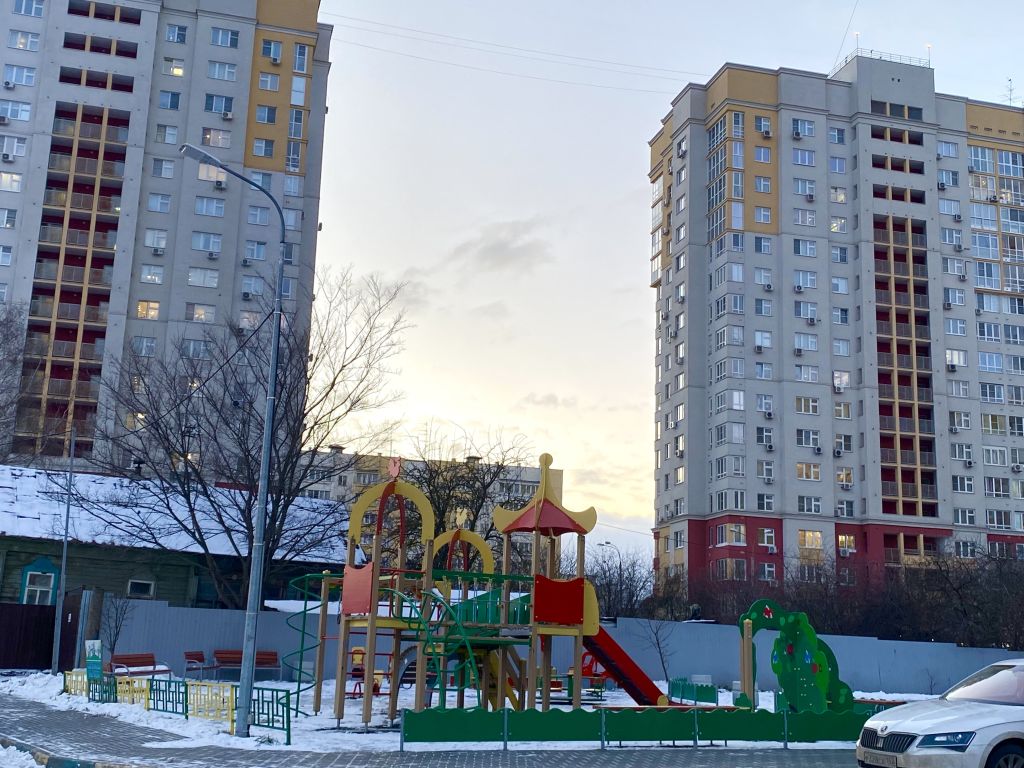 Продажа 3-комнатной квартиры, Нижний Новгород, Белозерская ул,  7