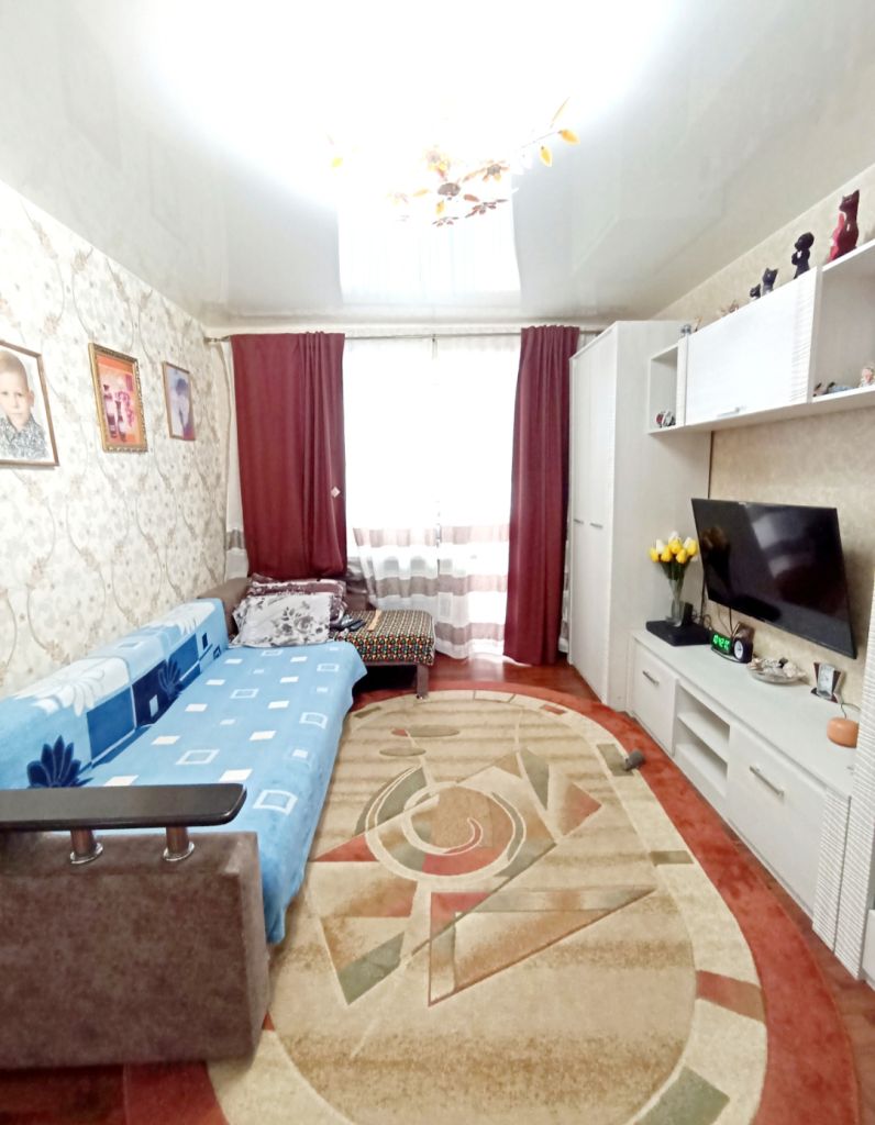 Продажа 3-комнатной квартиры, Батайск, Луначарского ул,  179