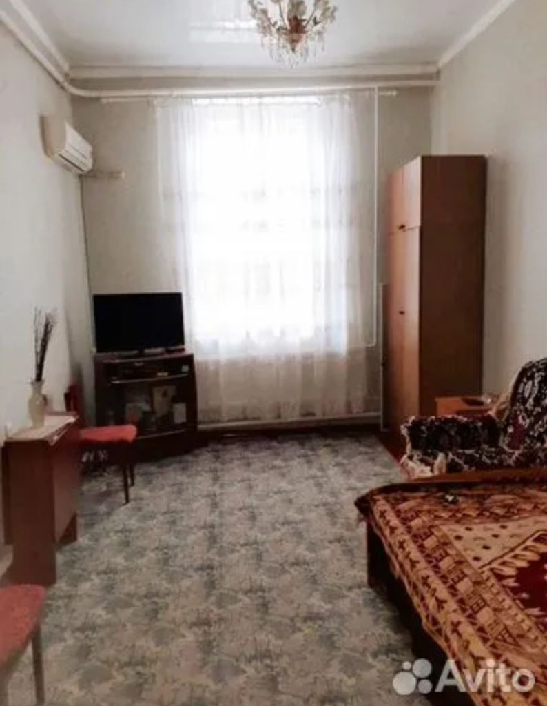 Продажа 2-комнатной квартиры, Батайск, Кирова ул,  2