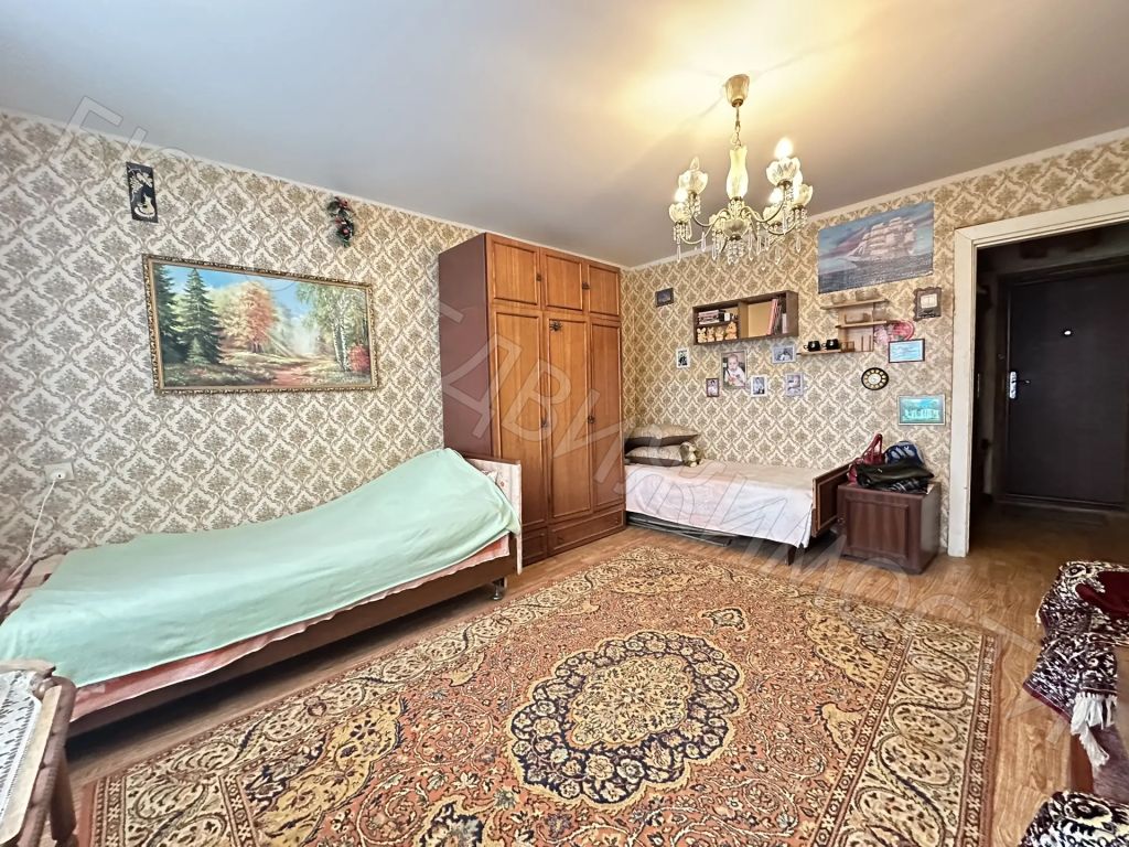 Продажа 1-комнатной квартиры, Балашов, Строителей ул,  8