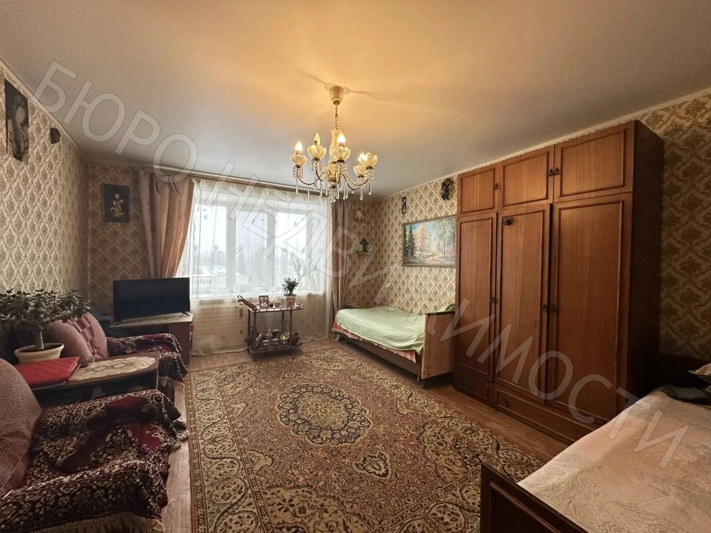 Продажа 1-комнатной квартиры, Балашов, Строителей ул,  8