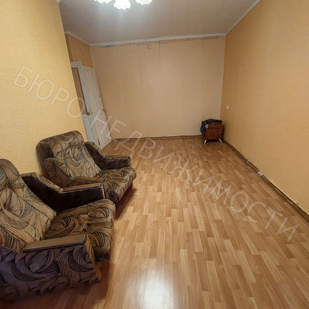 Продажа 2-комнатной квартиры, Балашов, Космонавтов пр-кт,  18