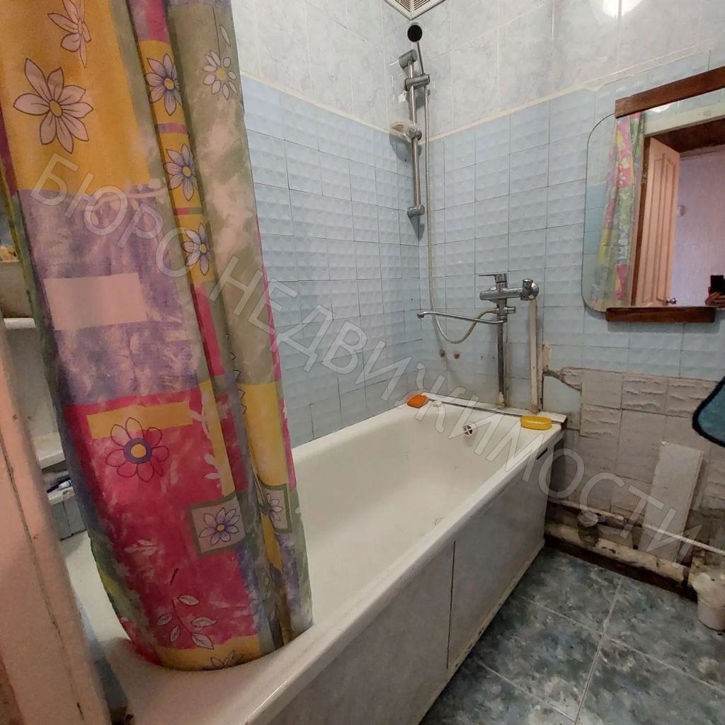 Продажа 2-комнатной квартиры, Балашов, Космонавтов пр-кт,  18