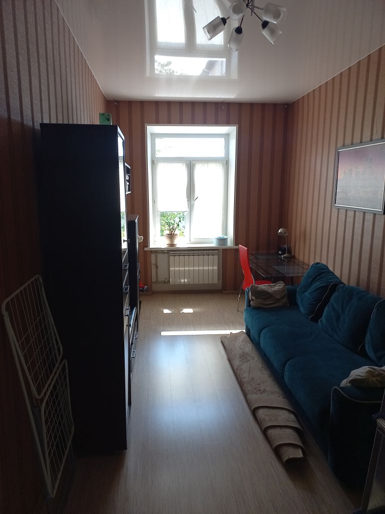 Продажа 3-комнатной квартиры, Нижний Новгород, Октября пр-кт,  12