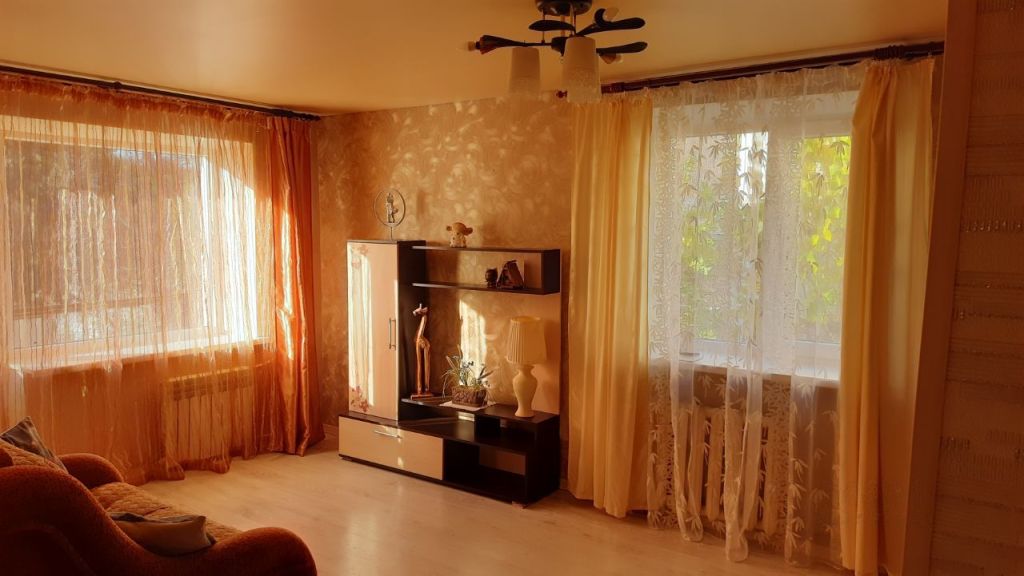 Продажа 1-комнатной квартиры, Саратов, Строителей пр-кт,  11