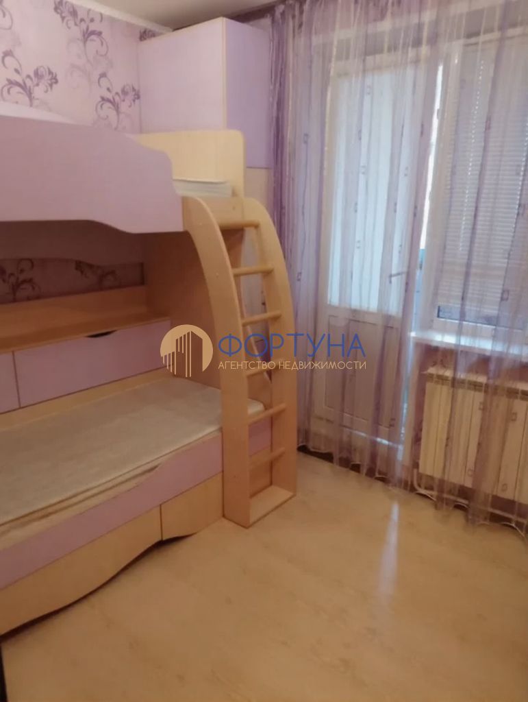 Продажа 3-комнатной квартиры, Белгород, Юности б-р,  39