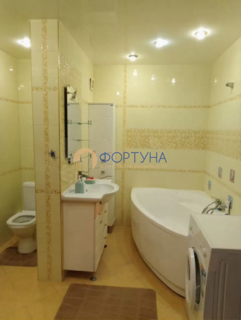 Продажа 3-комнатной квартиры, Белгород, Юности б-р,  39