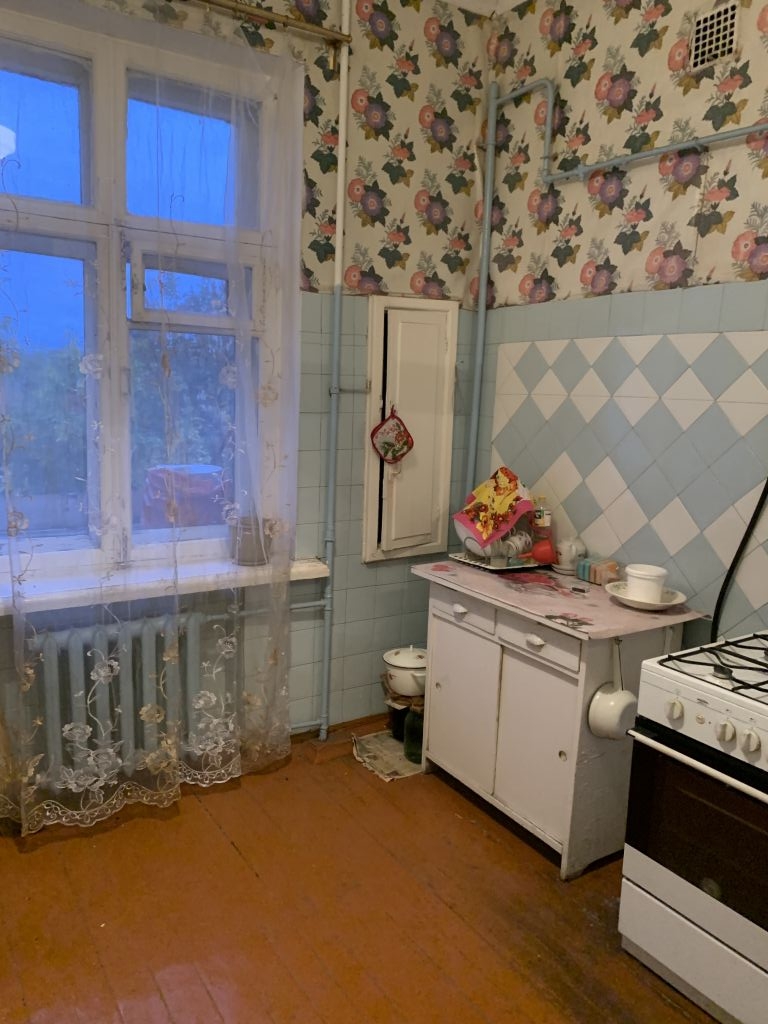 Продажа 3-комнатной квартиры, Нижний Новгород, Октября пр-кт,  12