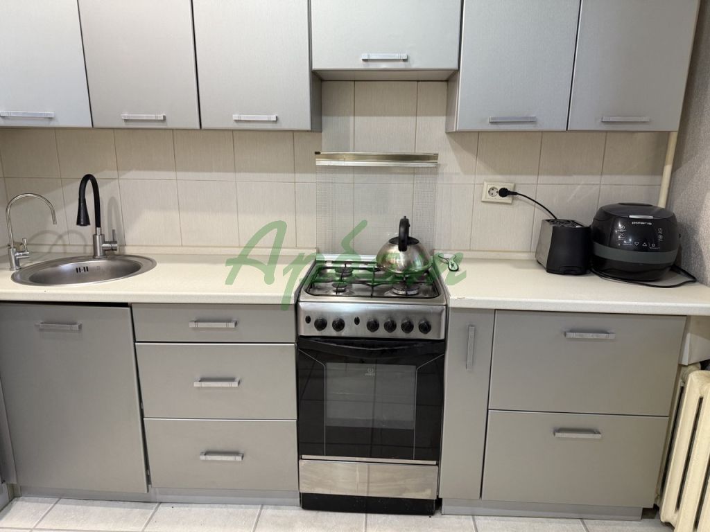 Продажа 3-комнатной квартиры, Тверь, Оборонная ул,  3