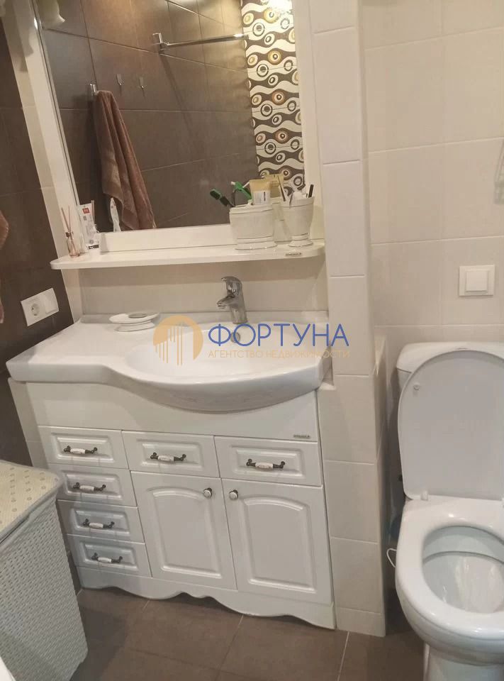 Продажа 1-комнатной квартиры, Белгород, Привольная ул,  20