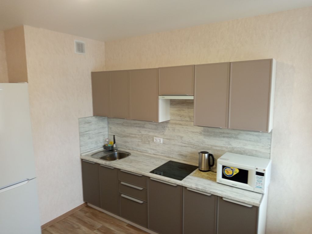 Аренда 2-комнатной квартиры, Нижний Новгород, Академика Чазова ул,  1