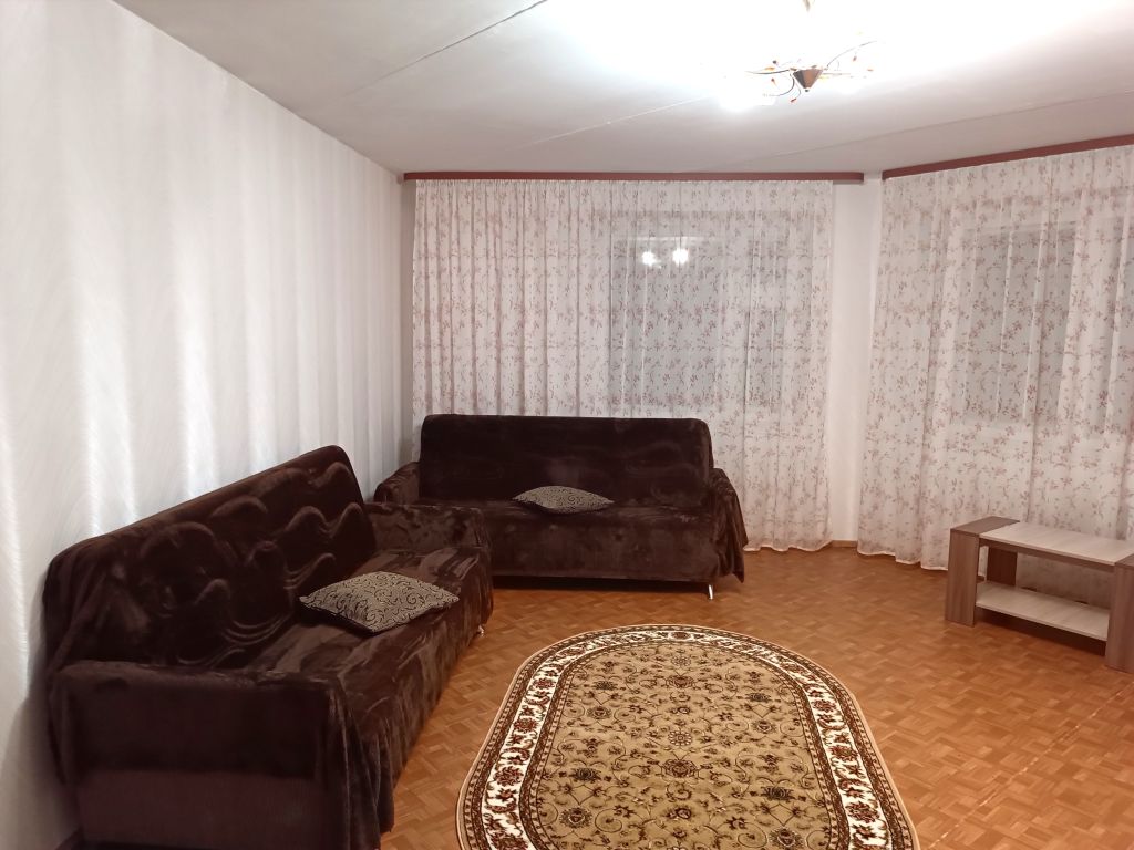 Аренда 3-комнатной квартиры, Ярославль, Академика Колмогорова ул,  14