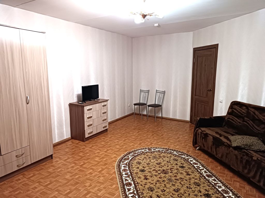 Аренда 3-комнатной квартиры, Ярославль, Академика Колмогорова ул,  14