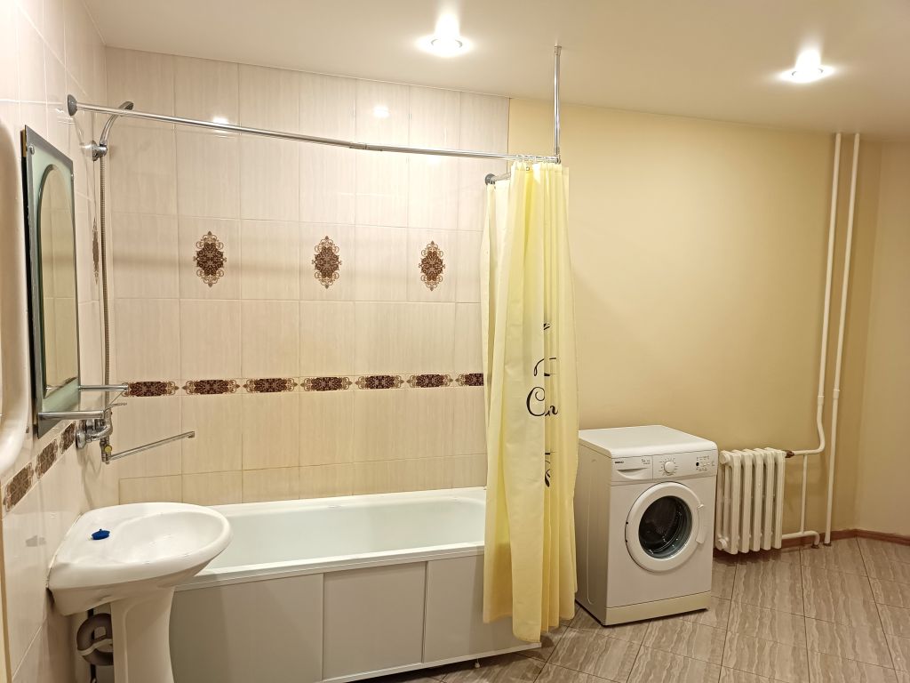 Аренда 3-комнатной квартиры, Ярославль, Академика Колмогорова ул,  14