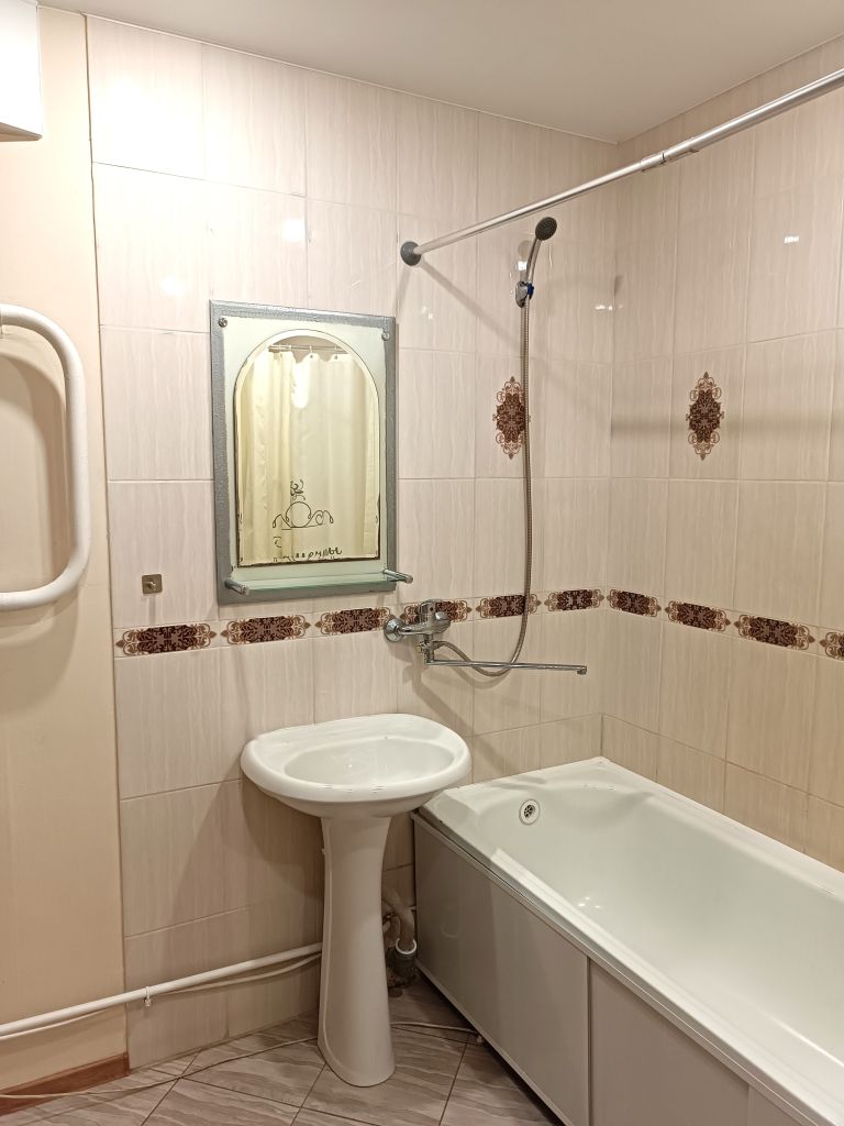 Аренда 3-комнатной квартиры, Ярославль, Академика Колмогорова ул,  14