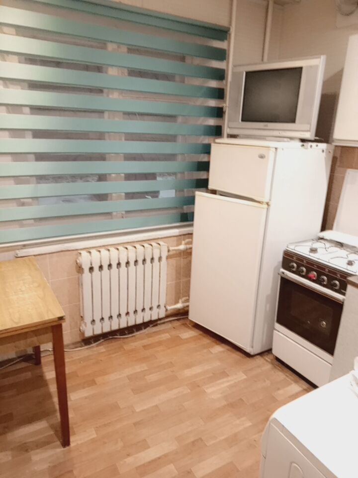 Продажа 2-комнатной квартиры, Новомосковск, Донская ул,  12