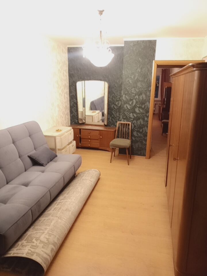 Продажа 2-комнатной квартиры, Новомосковск, Трудовые Резервы ул,  70Б