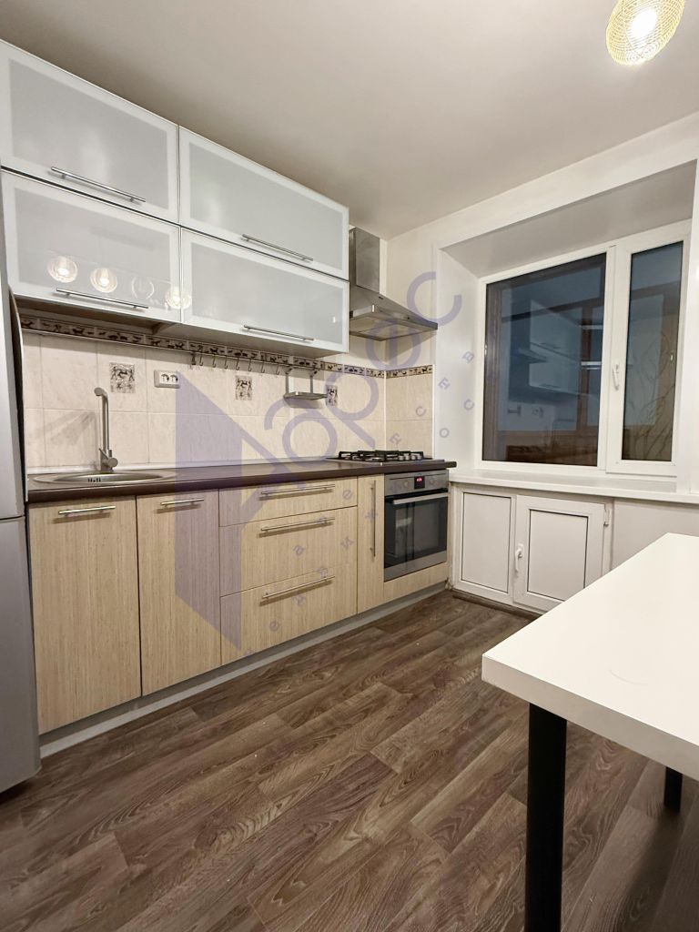 Продажа 1-комнатной квартиры, Нижний Новгород, Заречный бульвар,  1