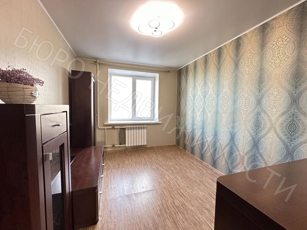 Продажа 3-комнатной квартиры, Балашов, Орджоникидзе ул,  6
