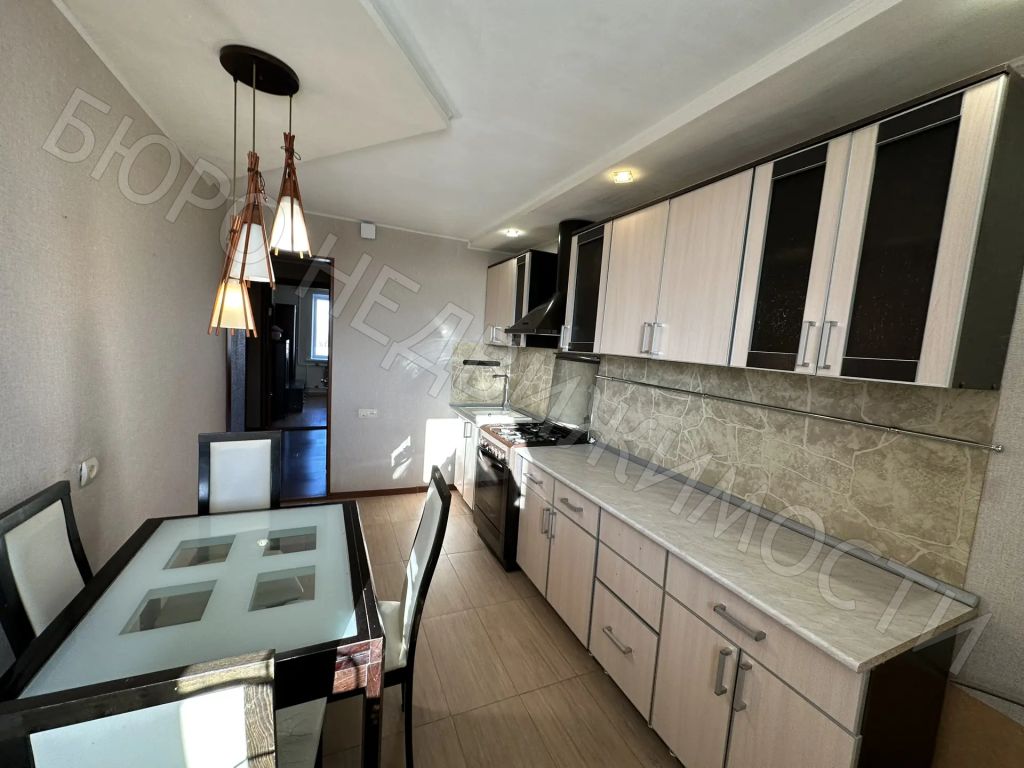 Продажа 3-комнатной квартиры, Балашов, Орджоникидзе ул,  6