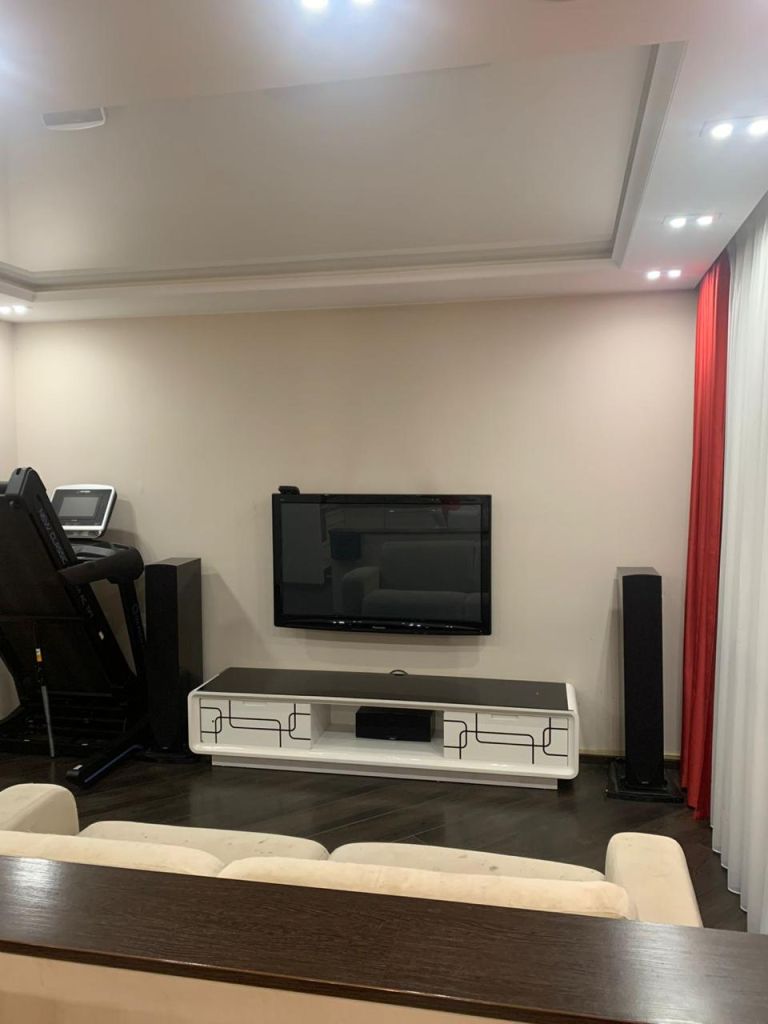 Продажа 3-комнатной квартиры, Романовка,  21