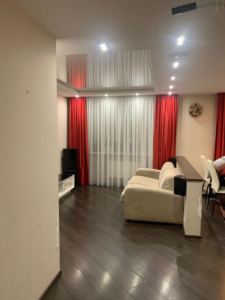 Продажа 3-комнатной квартиры, Романовка,  21