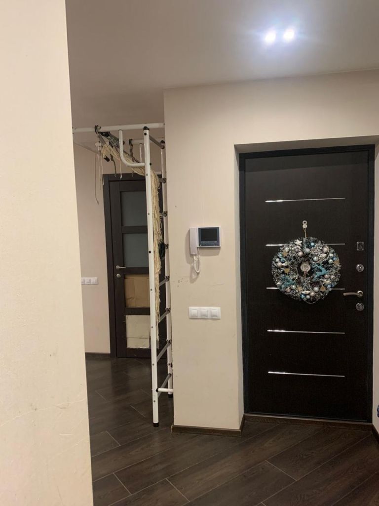 Продажа 3-комнатной квартиры, Романовка,  21