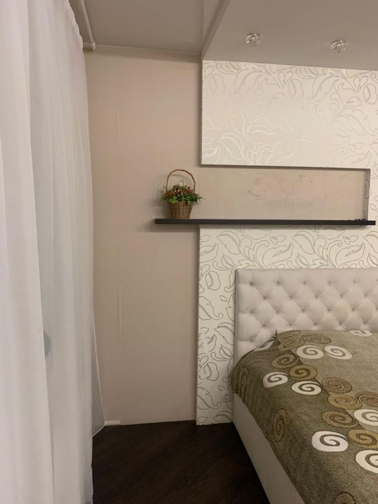 Продажа 3-комнатной квартиры, Романовка,  21