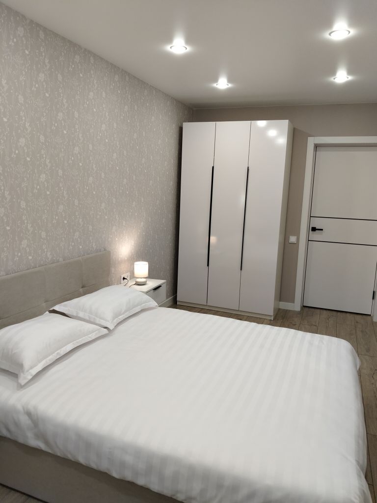 Аренда 2-комнатной квартиры, Нижний Новгород, Родионова ул,  5