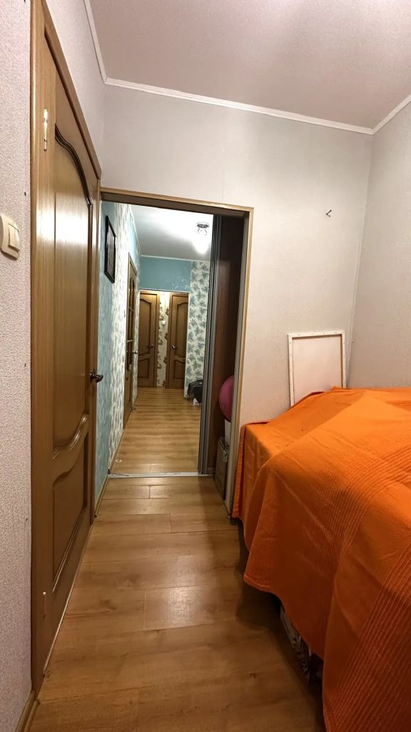 Продажа 2-комнатной квартиры, Владимир, Строителей пр-кт,  1а