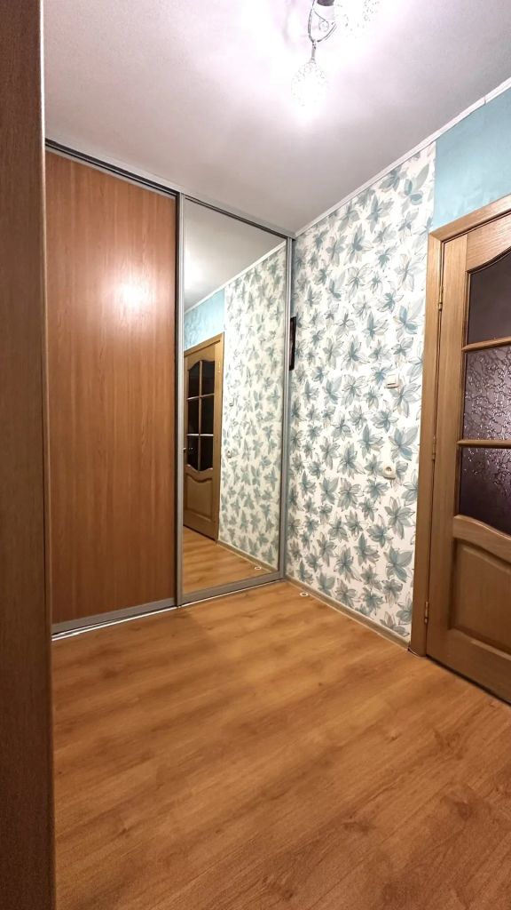 Продажа 2-комнатной квартиры, Владимир, Строителей пр-кт,  1а