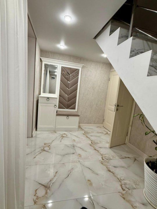 Продажа дома, 200м <sup>2</sup>, 7 сот., Крым