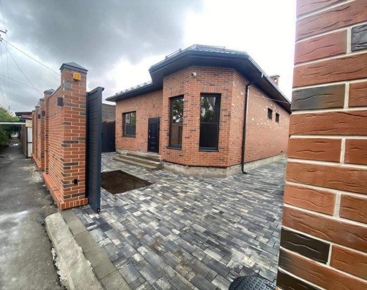 Продажа дома, 130м <sup>2</sup>, 4 сот., Ростовская