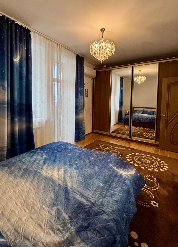 Продажа 3-комнатной квартиры, Дзержинск, Мира б-р,  11